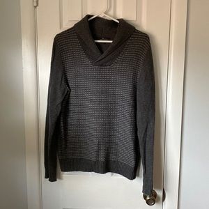 Marc Anthony grey pullover